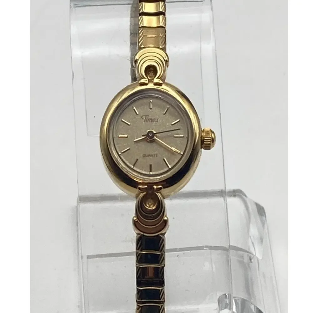 VTG Timex BA Cell Women's Petite Dress Cocktail Watch 17mm - New Battery WR